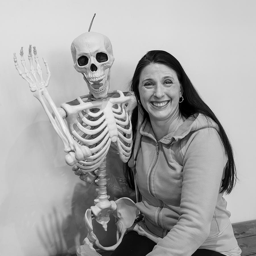 Jlb Pilates Jennifer Bergren Skeleton Wave Sq